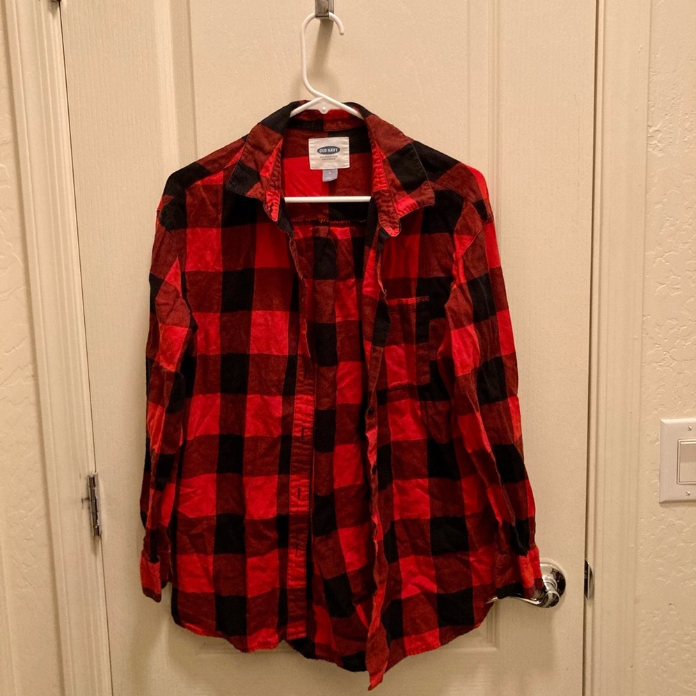 Old navy red and black flannel size Medium